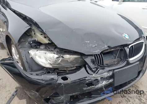 2010 BMW 328I из США, поврежденный, VIN WBAWV1C57AP123650